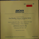 Bach / Kirkpatrick - Suite In A: Moll BWV 818 A o Suite In Es Dur BWV 819 / 12 Kleine Praludien o 6 Kleine Praludien / Applicatio In C:Dur BWV 994 / 3 Menuette BWV 841-843 (Vinyle Usagé)
