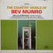 Bev Munro - The Country World of Bev Munro: Hello Operator (Vinyle Usagé)