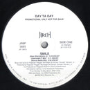 Day Ta Day - Smile (Vinyle Usagé)