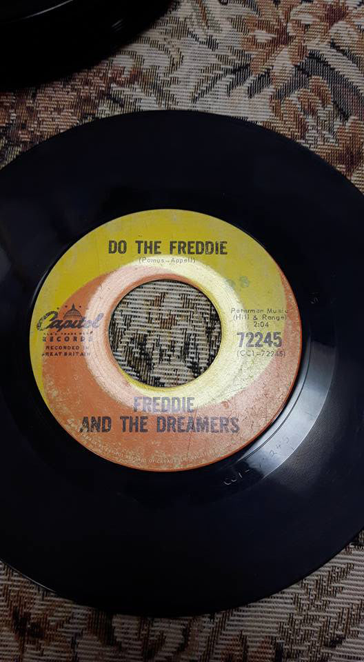 Freddie And The Dreamers - Do The Freddie / Tell Me When (45-Tours Usagé)